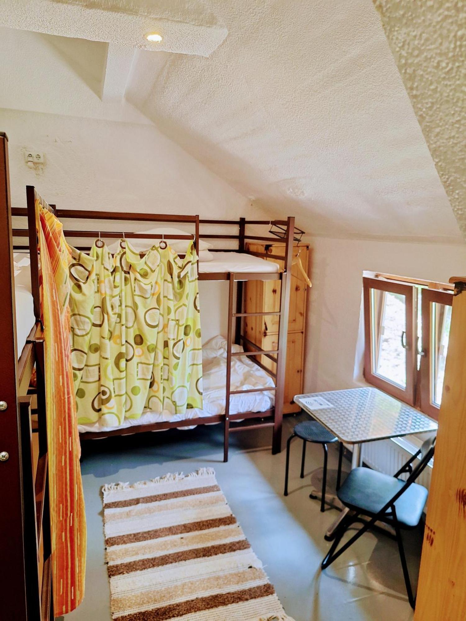 Downtown Hostel Brasov Exterior photo