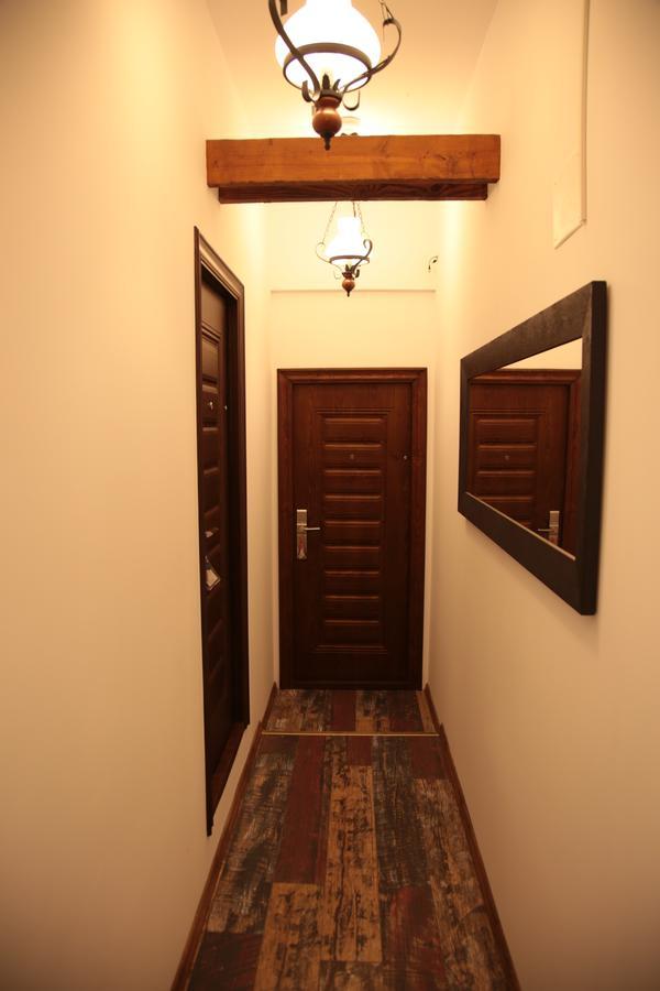 Downtown Hostel Brasov Exterior photo